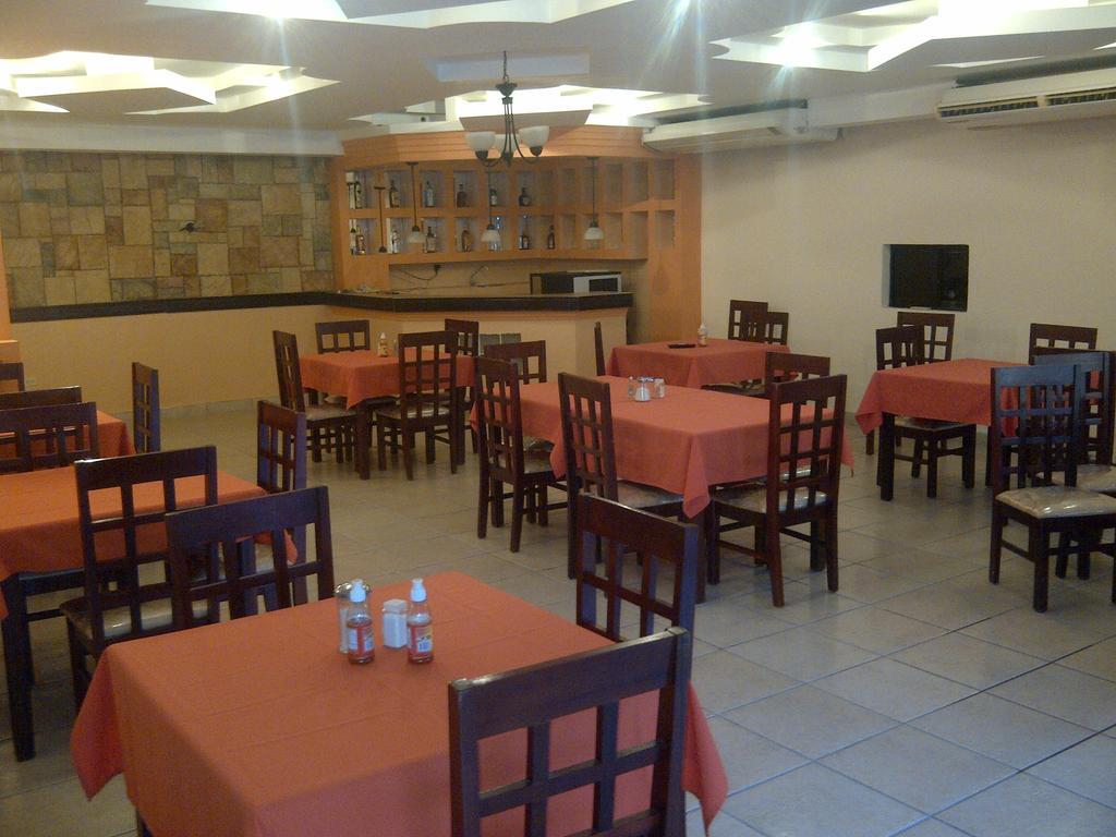 Hotel Cibeles La Ceiba Zewnętrze zdjęcie